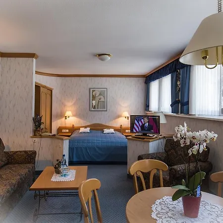 Rodachtal Mit Gaestehaus Katharina Hotel