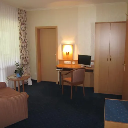Rodachtal Mit Gaestehaus Katharina * Schwarzenbach am Wald